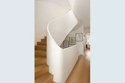 163 W 76th Street, New York City, NY 10023 - Photo 4