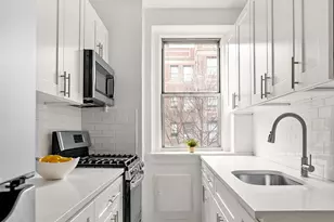 37-16 80th St, New York City, NY 11372 - Photo 4