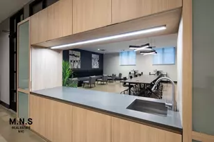 1-76 Woodward Ave, New York City, NY 11385 - Photo 38