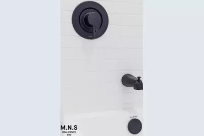 176 Woodward Avenue #101, New York City, NY 11385 - Photo 34