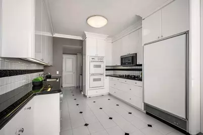 860 United Nations Plaza #PH 37/38B, New York, NY 10017 - Photo 6