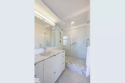 200 E 78th Street #17D, New York City, NY 10075 - Photo 8