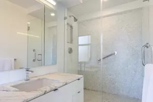 200 E 78th St, New York City, NY 10075 - Photo 8