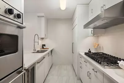 205 W 76th Street #304, New York, NY 10023 - Photo 4