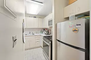 77 Horatio St, New York, NY 10014 - Photo 2