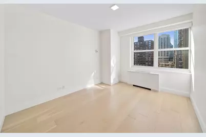 155 W 68th Street #1820, New York, NY 10023 - Photo 8