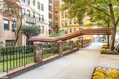 315 E 68th Street #13F, New York, NY 10065 - Photo 10
