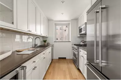 200 E 66th Street #D806, New York City, NY 10065 - Photo 4