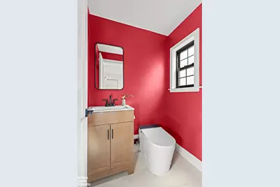 85-15 Wareham Place, Jamaica, NY 00000 - Photo 16