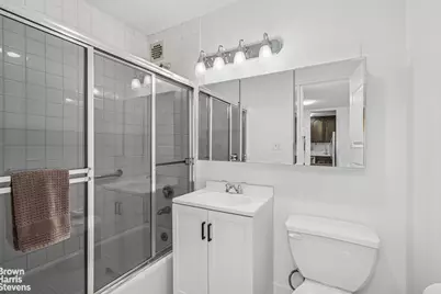 132 E 35th Street #16F, New York City, NY 10016 - Photo 10