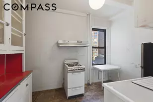 210 W 78th St, New York City, NY 10024 - Photo 10