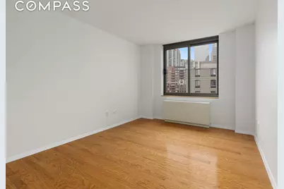 2 S End Avenue #8E, New York City, NY 10280 - Photo 2