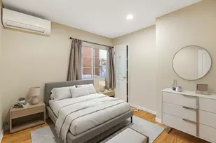 88-10 70th Rd, Forest Hills, NY 11375 - Photo 4