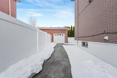 88-10 70th Road #1, Forest Hills, NY 11375 - Photo 24