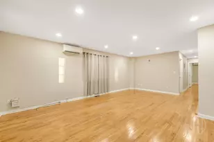 88-10 70th Rd, Forest Hills, NY 11375 - Photo 8