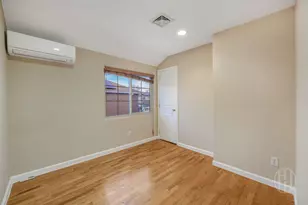 88-10 70th Rd, Forest Hills, NY 11375 - Photo 12