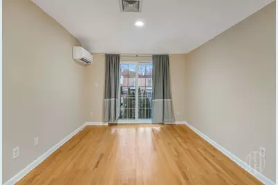 88-10 70th Road #2, Forest Hills, NY 11375 - Photo 8