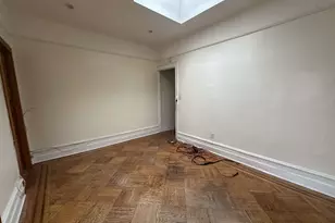 28-18 41st Ave, Long Island City, NY 11101 - Photo 4