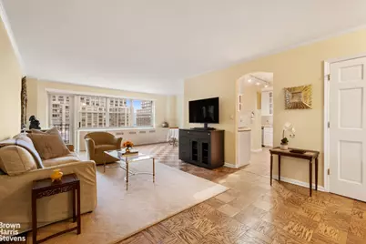 165 W End Avenue #11NP, New York City, NY 10023 - Photo 2