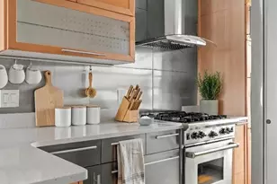 179 Ocean Pkwy, Brooklyn, NY 11218 - Photo 4