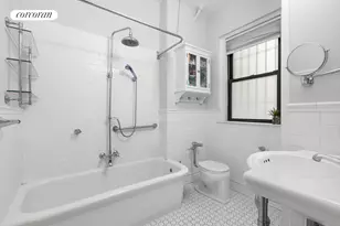 304 W 89th St, New York City, NY 10024 - Photo 6