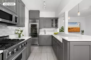 304 W 89th St, New York City, NY 10024 - Photo 2