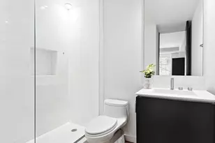 110 E 71st St, New York City, NY 10021 - Photo 14