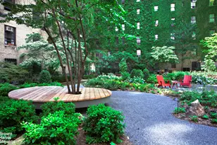 205 W 89th St, New York, NY 10024 - Photo 4