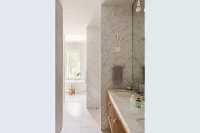 35 Irving Place, New York City, NY 11238 - Photo 12