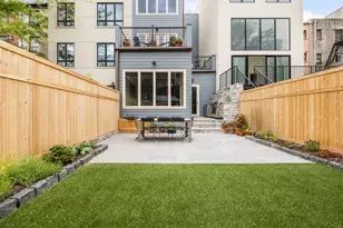 35 Irving Pl, New York City, NY 11238 - Photo 10