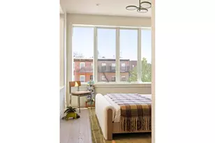 35 Irving Pl, New York City, NY 11238 - Photo 16