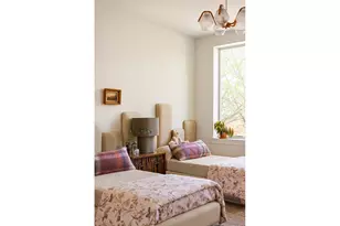 35 Irving Pl, New York City, NY 11238 - Photo 22