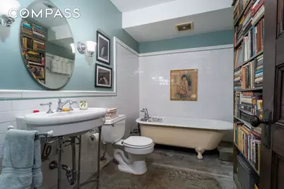 426 W 160th Street, New York City, NY 10032 - Photo 16