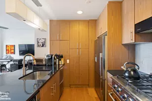 5-49 Borden Ave, Long Island City, NY 11101 - Photo 4