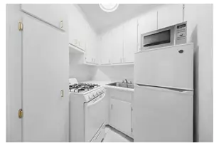 100 Bank St, New York City, NY 10014 - Photo 4