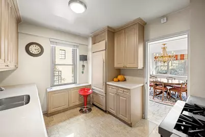 650 Park Avenue #4D, New York, NY 10065 - Photo 4