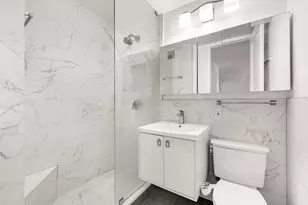 305 E 24th St, New York, NY 10010 - Photo 6