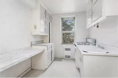 221 McDonald Avenue #3A, New York City, NY 11218 - Photo 8