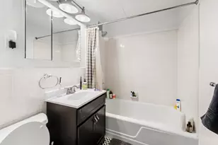 347 E 19th St, New York City, NY 10003 - Photo 14