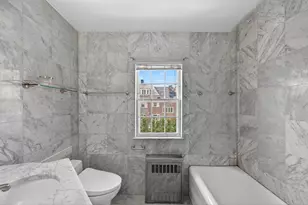 34-22 87th St, New York City, NY 11372 - Photo 16