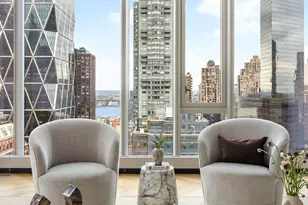 217 W 57th St, New York City, NY 10019 - Photo 4