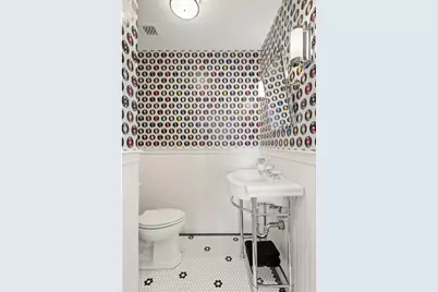 450 W 23rd Street #E, New York City, NY 10011 - Photo 10