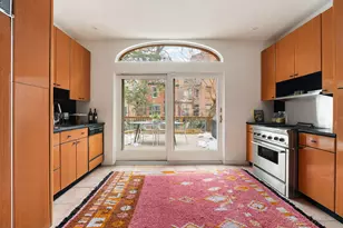 10 Sidney Pl, New York City, NY 11201 - Photo 4