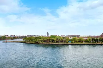 10 Gracie Square #3/4C, New York City, NY 10028 - Photo 2