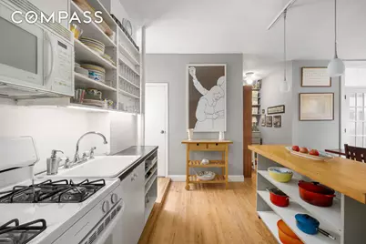 124 Thompson Street #7, New York City, NY 10012 - Photo 4