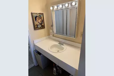 241-20 Northern Boulevard #4-A, New York City, NY 11362 - Photo 8