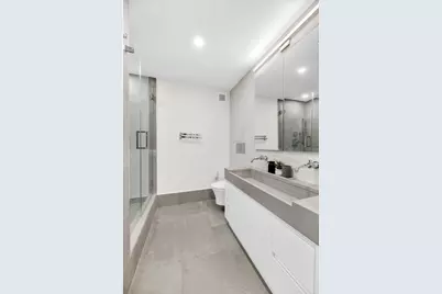 245 E 54th Street #8LM, New York City, NY 10022 - Photo 12