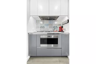 245 E 54th St, New York City, NY 10022 - Photo 6