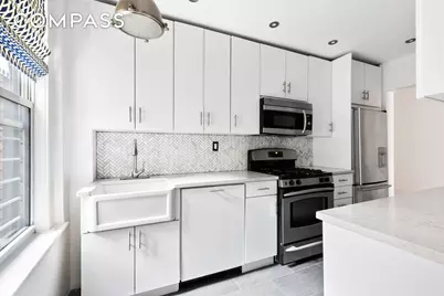 150 E 49th Street #8B, New York City, NY 10017 - Photo 1