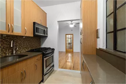 215 E 88th Street #1D, New York, NY 10128 - Photo 8
